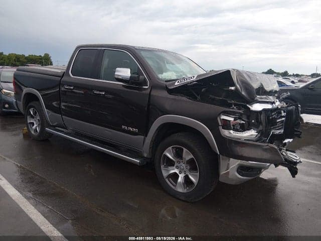 2019 RAM 1500 LARAMIE 4X4 6'4 BOX 1