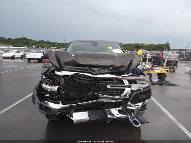 2019 RAM 1500 LARAMIE 4X4 6'4 BOX 12