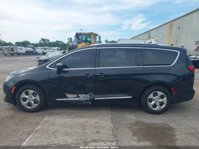 2017 CHRYSLER PACIFICA TOURING-L PLUS 14