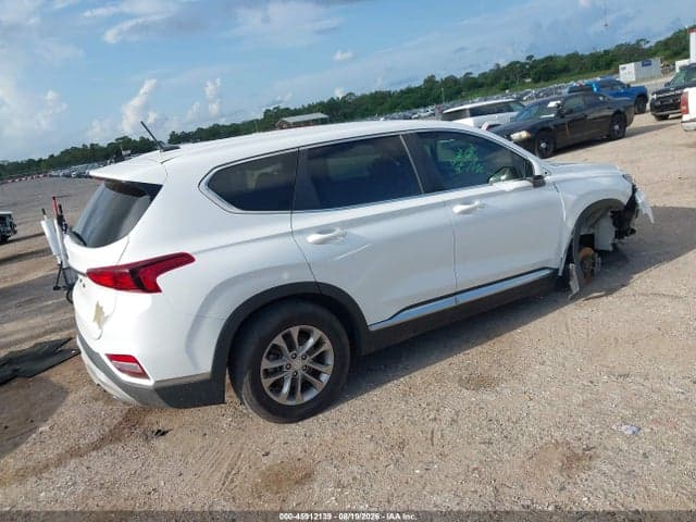 2019 HYUNDAI SANTA FE SE 4