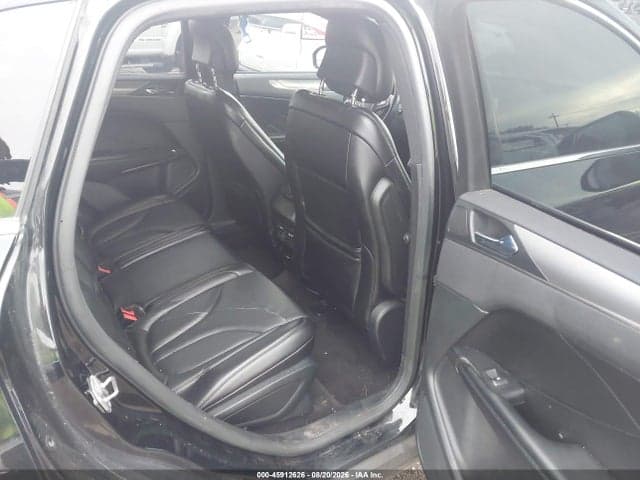 2017 LINCOLN MKC RESERVE 8