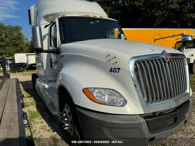 2019 INTERNATIONAL LT 1
