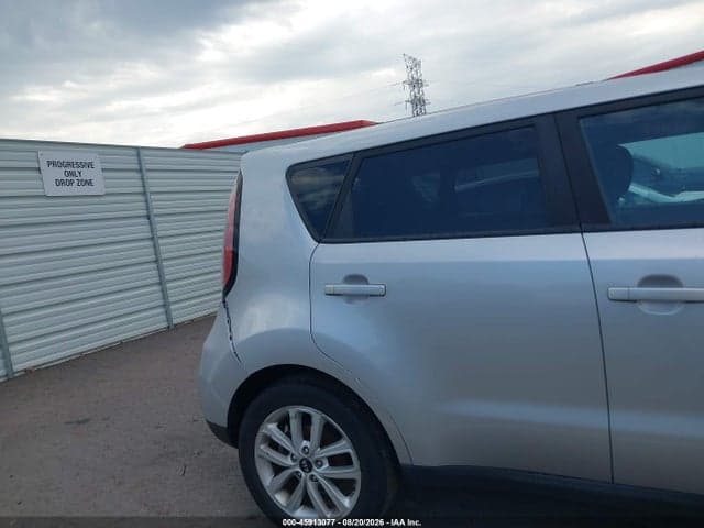 2018 KIA SOUL + 6