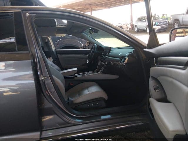 2018 HONDA ACCORD EX-L 2.0T 5