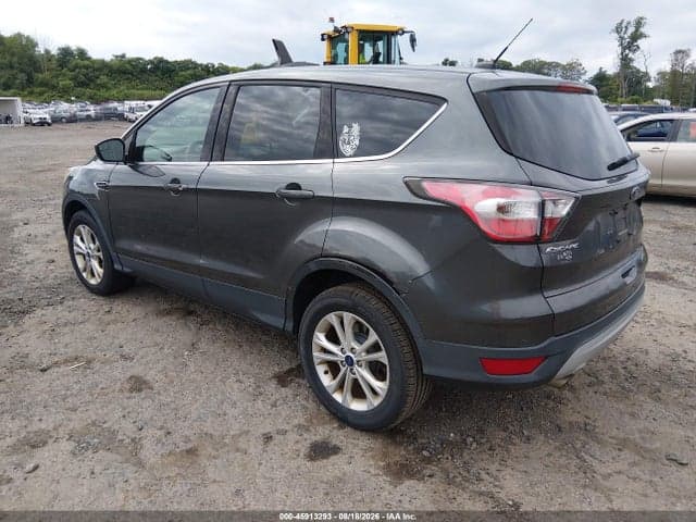 2017 FORD ESCAPE SE 3