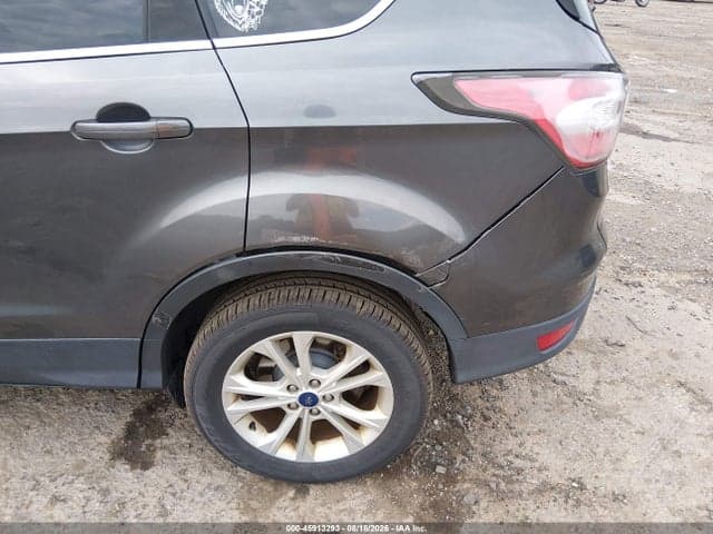 2017 FORD ESCAPE SE 6