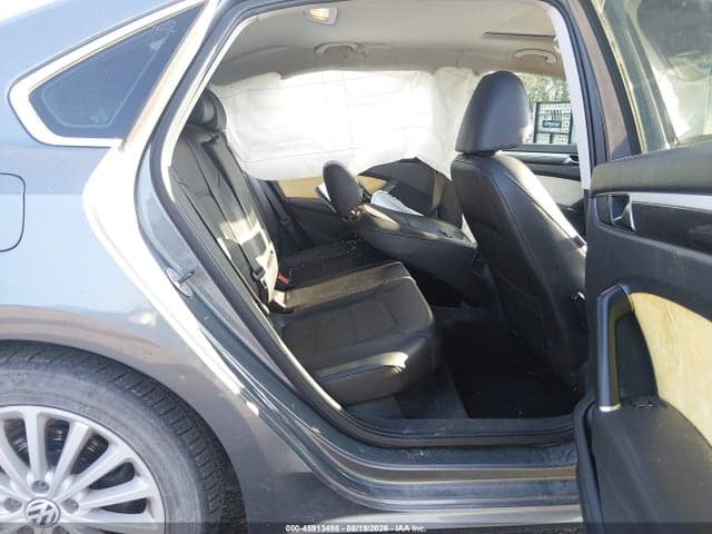 2017 VOLKSWAGEN PASSAT 1.8T SE 8