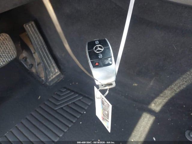 2017 MERCEDES-BENZ E 300 7