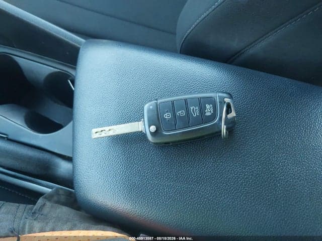 2023 HYUNDAI ELANTRA SE 11