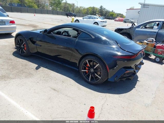 2019 ASTON MARTIN VANTAGE 3