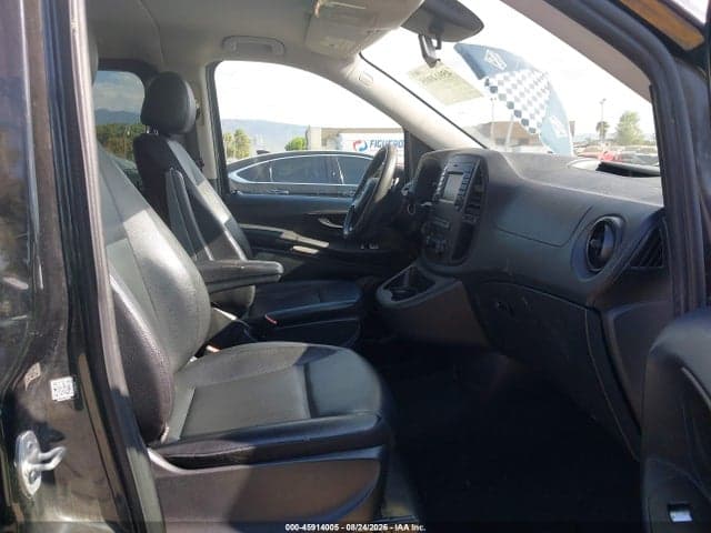 2018 MERCEDES-BENZ METRIS 5