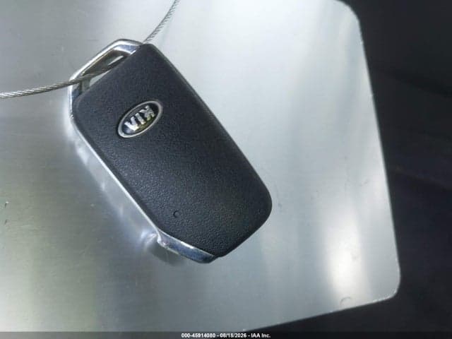 2020 KIA TELLURIDE LX 11