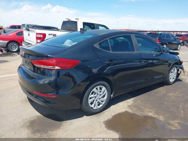 2017 HYUNDAI ELANTRA SE 4