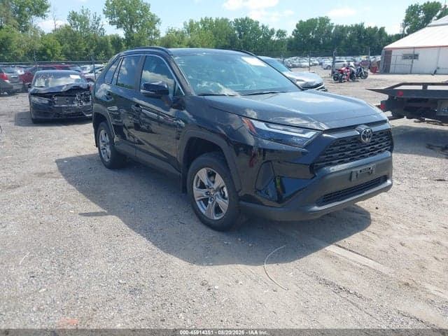 2025 TOYOTA RAV4 XLE 1