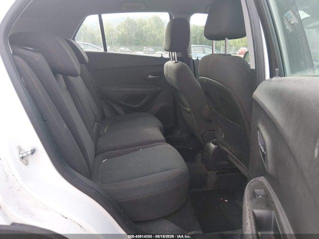2018 CHEVROLET TRAX LS 8