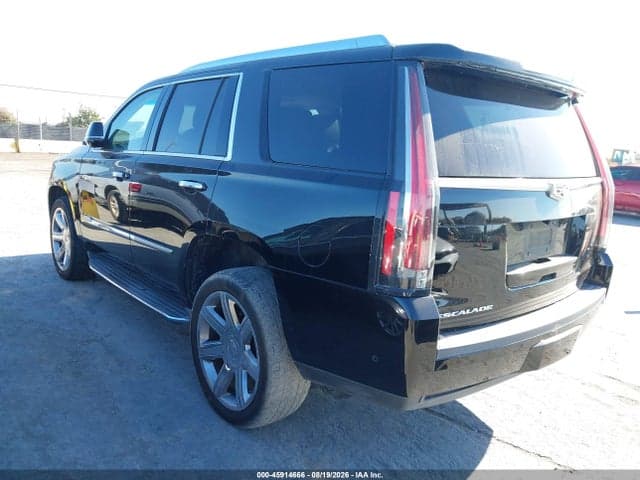 2017 CADILLAC ESCALADE LUXURY 3
