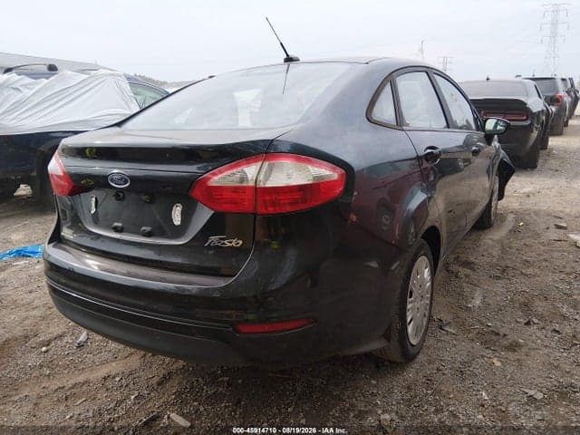 2017 FORD FIESTA S 4