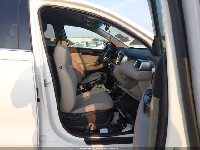 2017 KIA SORENTO 2.4L LX 5