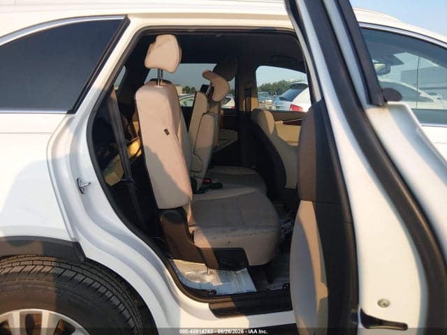 2017 KIA SORENTO 2.4L LX 8