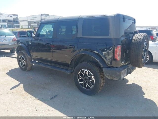 2024 FORD BRONCO OUTER BANKS 3