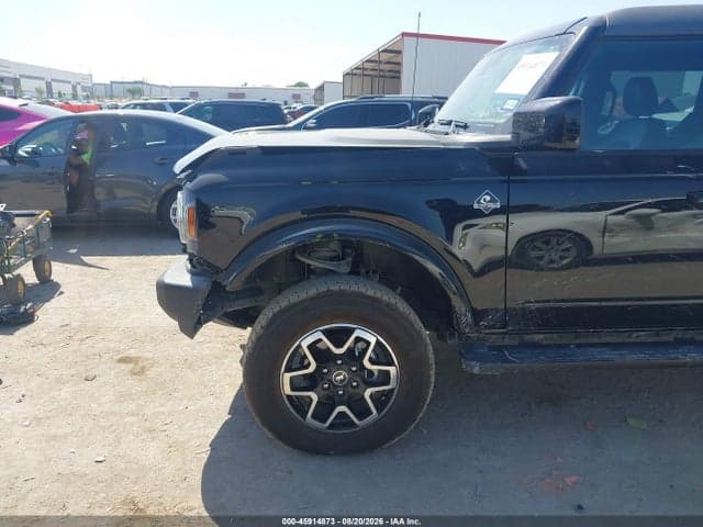 2024 FORD BRONCO OUTER BANKS 6