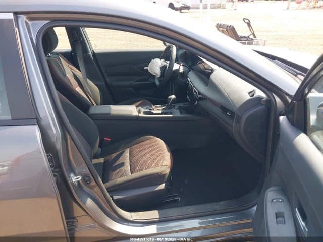 2026 NISSAN SENTRA SR 5