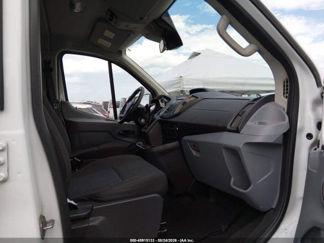 2019 FORD TRANSIT-150 XL 5