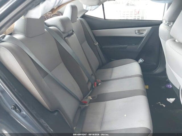 2019 TOYOTA COROLLA LE 8