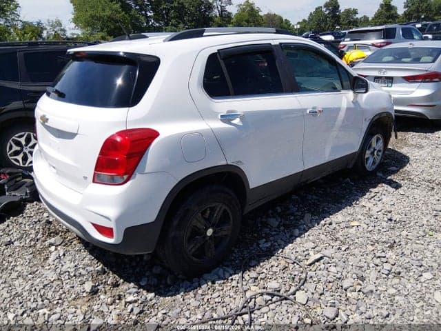2018 CHEVROLET TRAX LT 4
