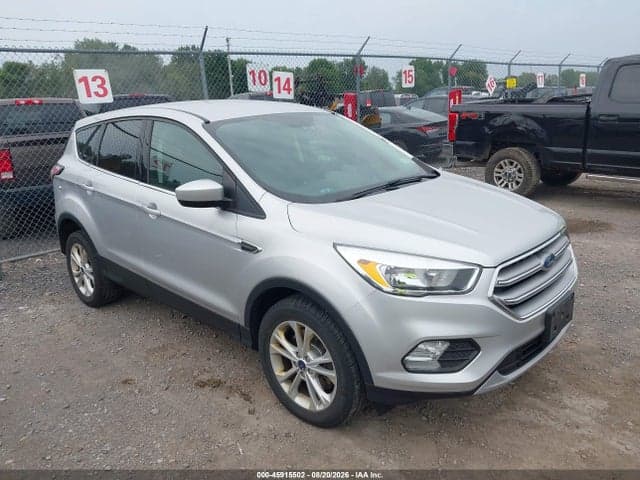 2017 FORD ESCAPE SE 1