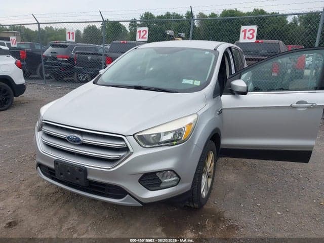 2017 FORD ESCAPE SE 6