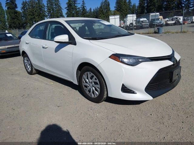 2017 TOYOTA COROLLA LE 1