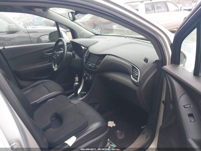 2017 CHEVROLET TRAX LT 5