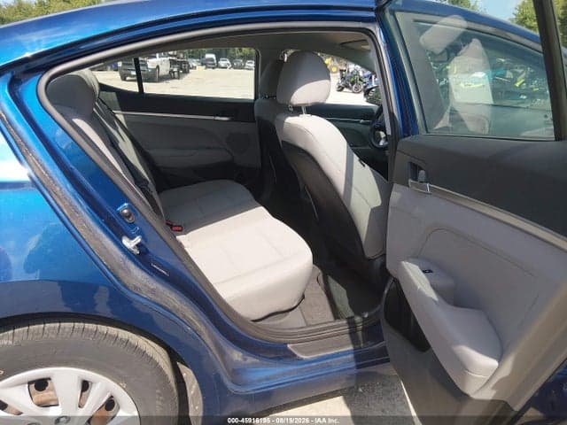 2020 HYUNDAI ELANTRA SE 8