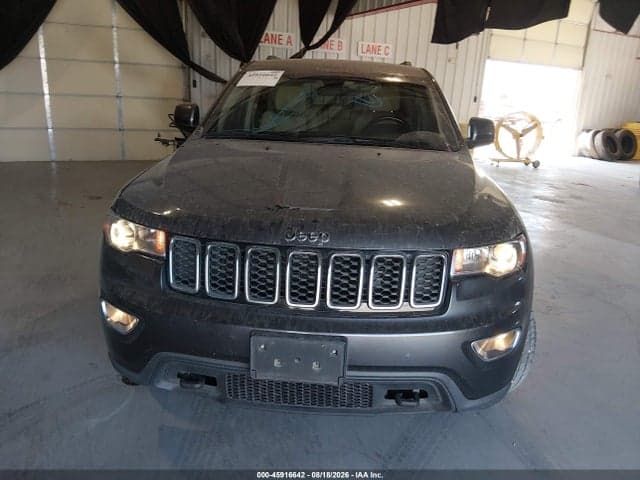 2019 JEEP GRAND CHEROKEE LAREDO E 4X4 6