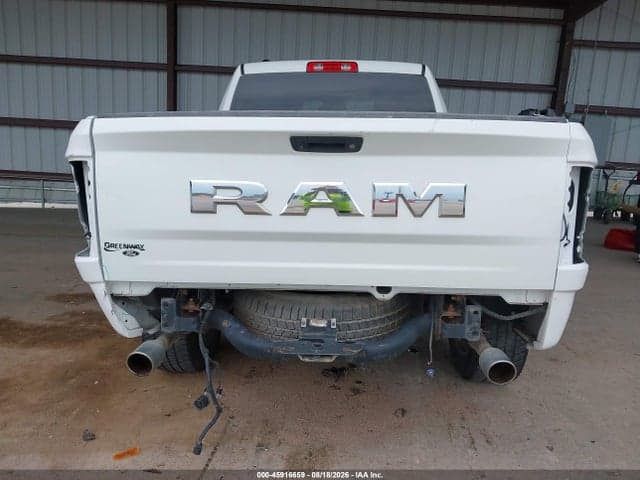 2018 RAM 1500 EXPRESS 4X4 6'4 BOX 17
