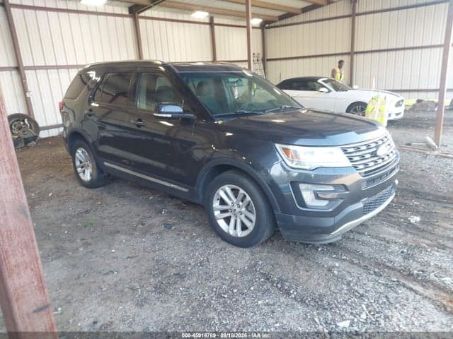 2017 FORD EXPLORER XLT 1