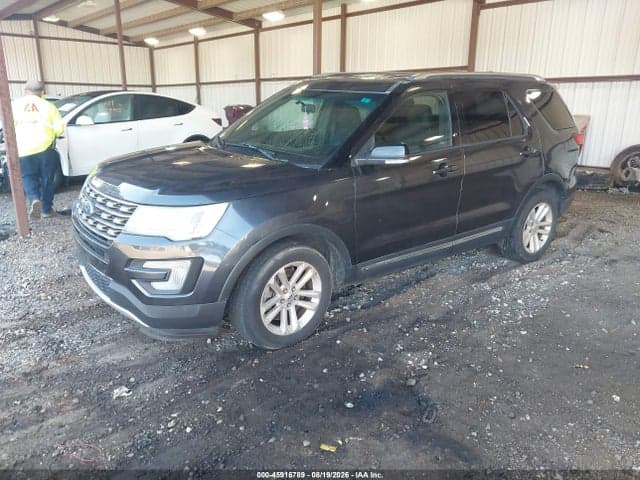 2017 FORD EXPLORER XLT 2