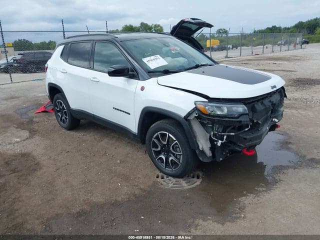 2024 JEEP COMPASS TRAILHAWK 4X4 1