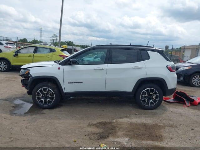 2024 JEEP COMPASS TRAILHAWK 4X4 14