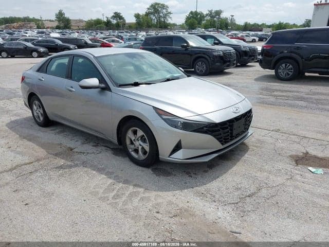 2021 HYUNDAI ELANTRA SE 1