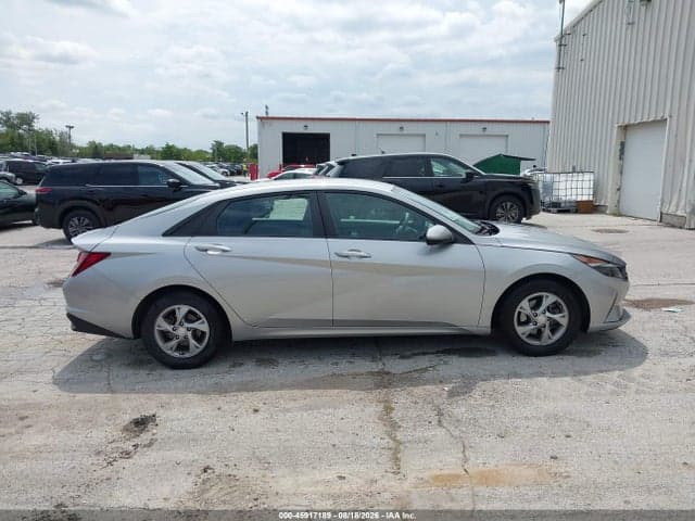 2021 HYUNDAI ELANTRA SE 14