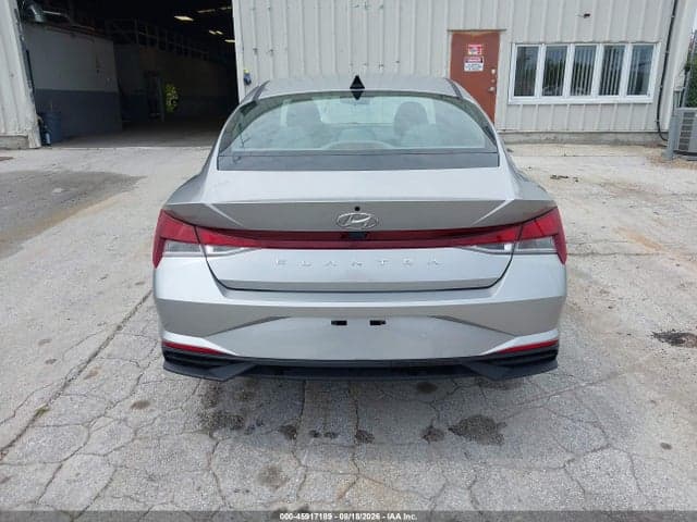 2021 HYUNDAI ELANTRA SE 17