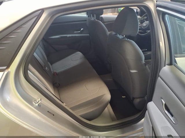 2021 HYUNDAI ELANTRA SE 8