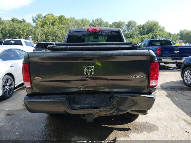 2017 RAM 1500 EXPRESS 4X4 6'4 BOX 16
