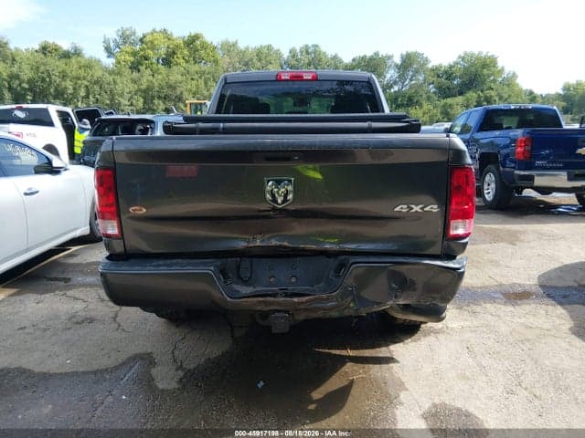 2017 RAM 1500 EXPRESS 4X4 6'4 BOX 6