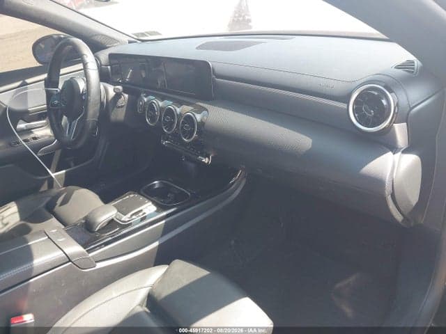2020 MERCEDES-BENZ CLA 250 4MATIC 5