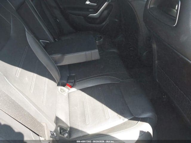 2020 MERCEDES-BENZ CLA 250 4MATIC 8