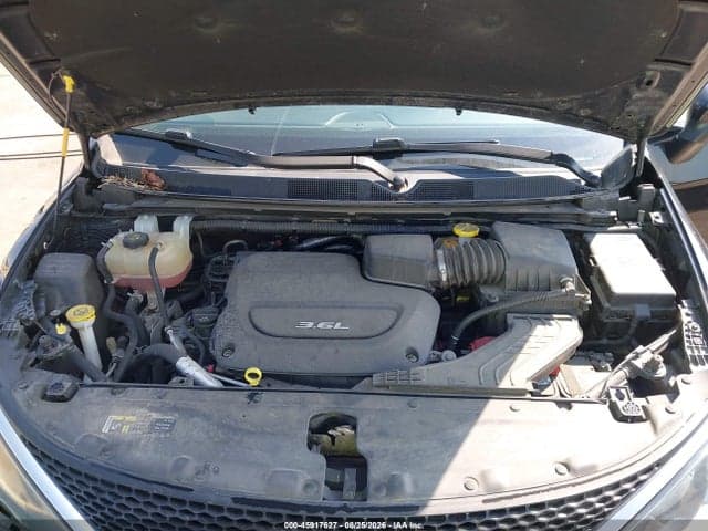 2017 CHRYSLER PACIFICA TOURING 10