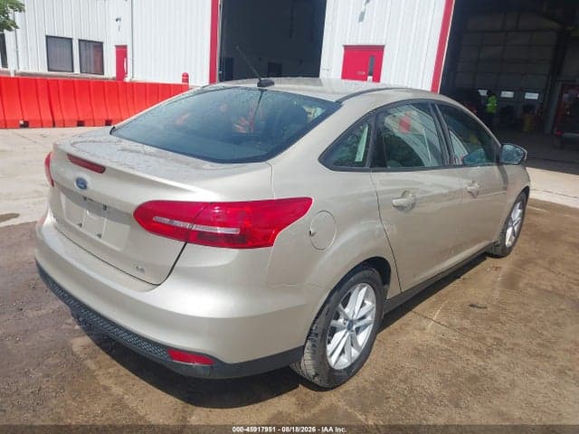 2017 FORD FOCUS SE 4